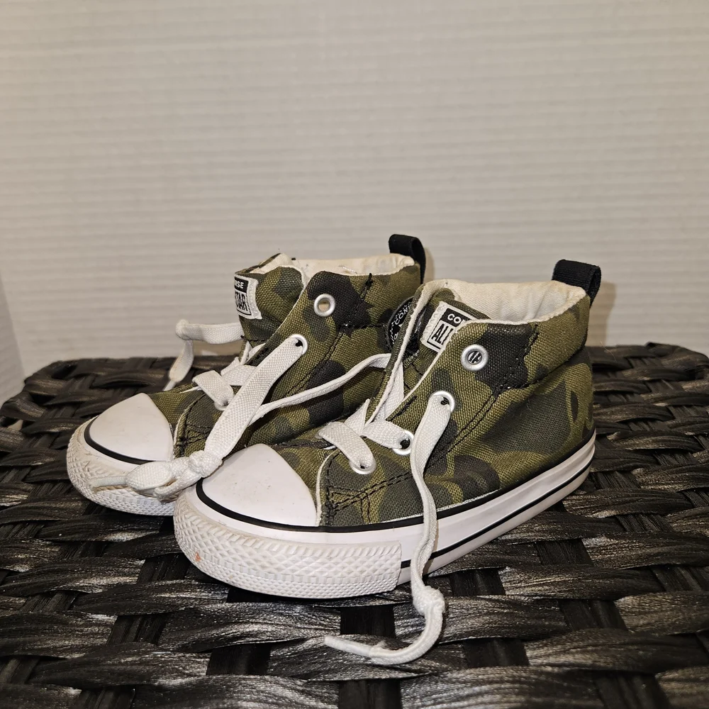 Converse Kids Green Camouflage High-Top Sneakers
